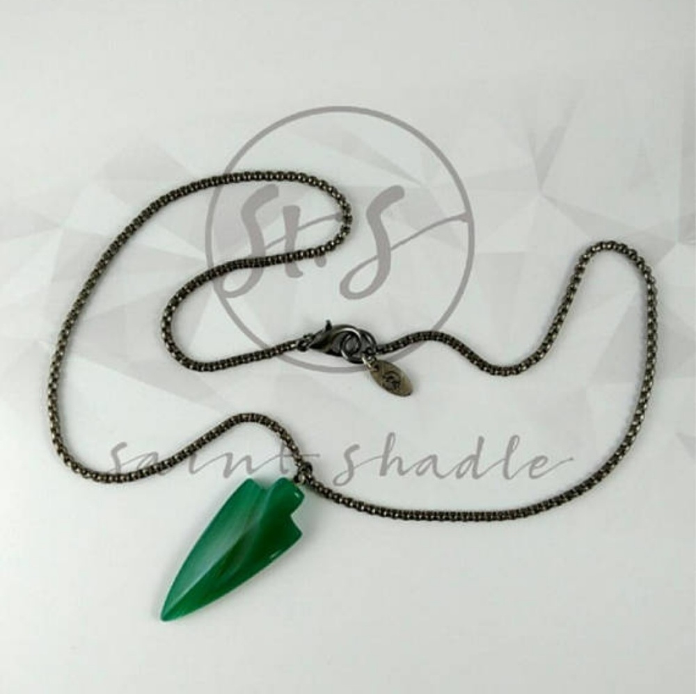 Handmade: men's arrowhead pendant necklace